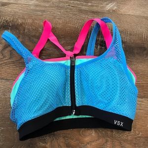VSX front close knockout sports bra